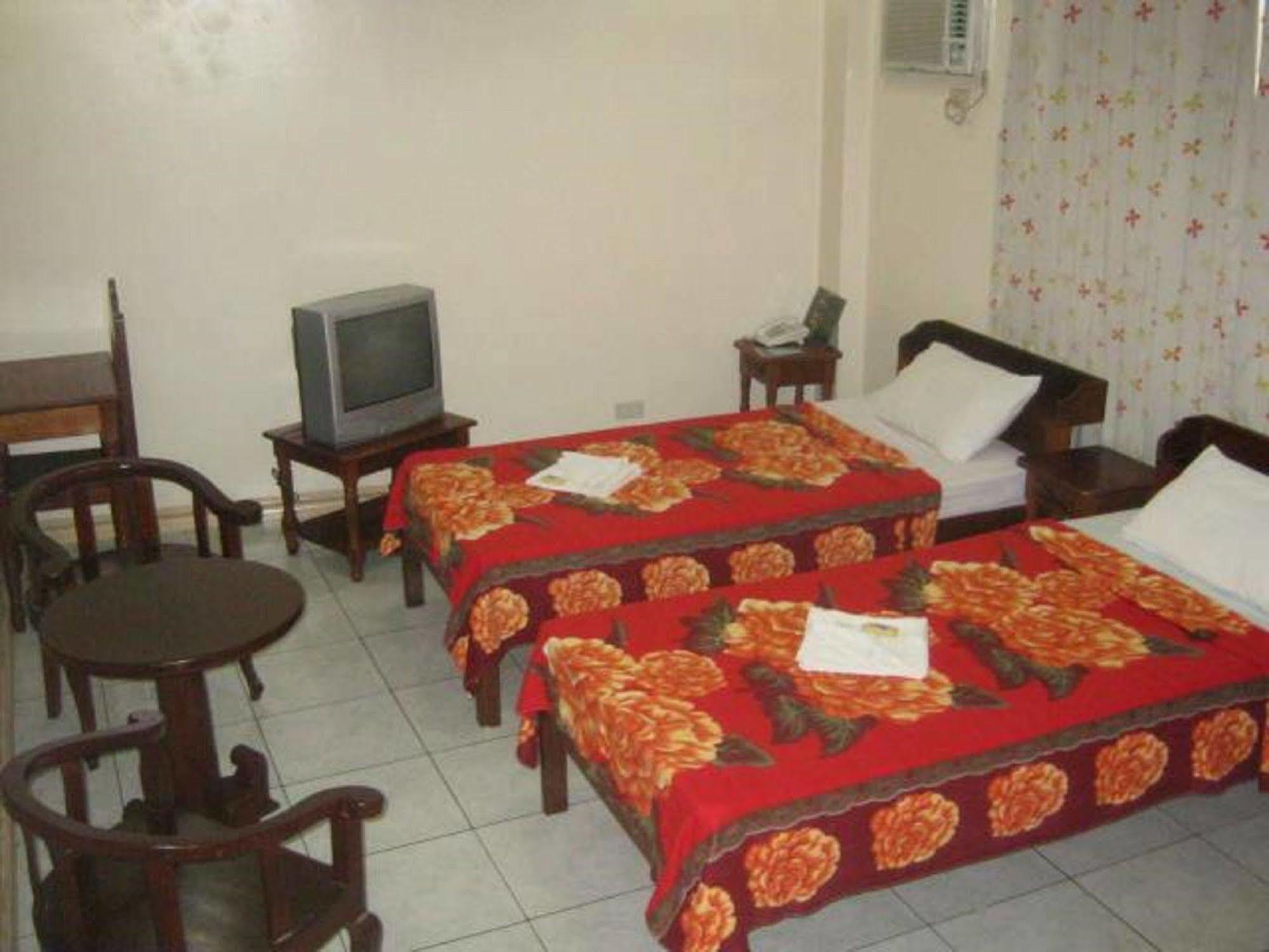Liberty Park Pension Puerto Princesa Exterior foto